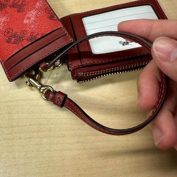 NWT! RARE! F84637 COACH Red Lanyard Card Case Set with Horse & Carriage Print - Picture 10 of 10